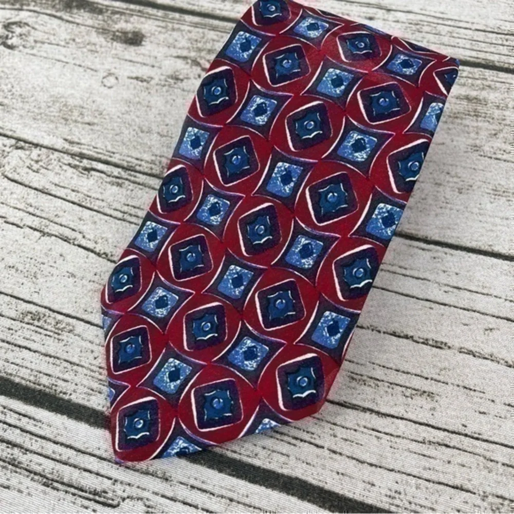 Vintage Editions by Van Heusen Mens silk Tie art